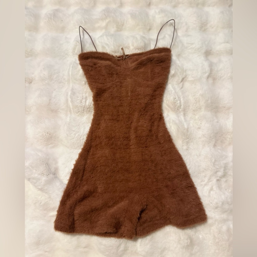 Title:
New Pink - Fuzzy Romper – Like New